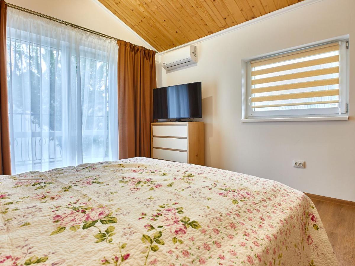 Private Apartments Трускавец Экстерьер фото
